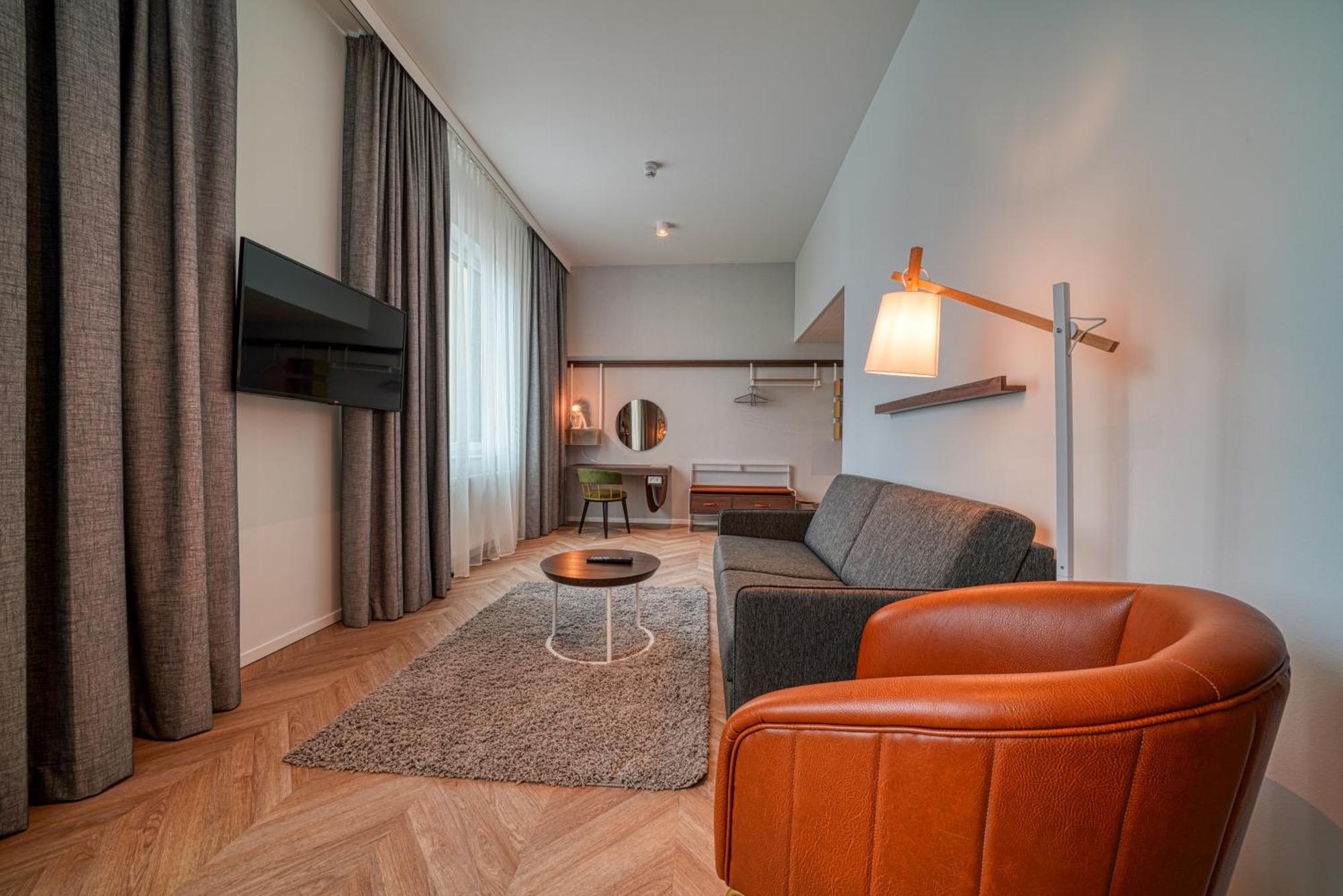 Отель Vienna House Easy By Wyndham Аугсбург Экстерьер фото